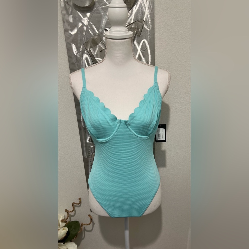 Kate Spade Underwire One Piece with Pique Scallops in Low Tide